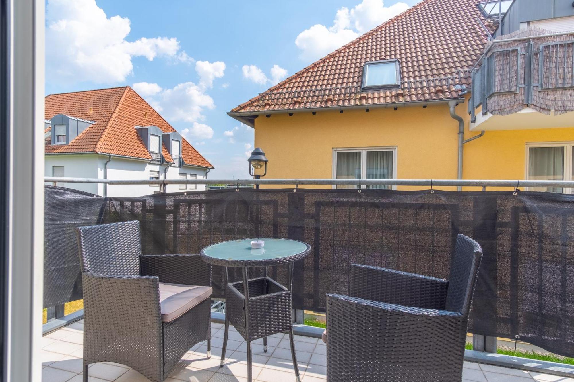 Arbeitsplatz, Balkon, Tiefgarage Naehe Neue Messe Leilighet Leipzig Eksteriør bilde